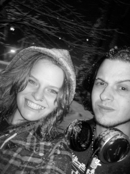 25321_355953913563_506548563_3841724_115361_n